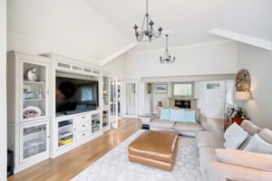 Open plan sitting room/garden room- click for photo gallery